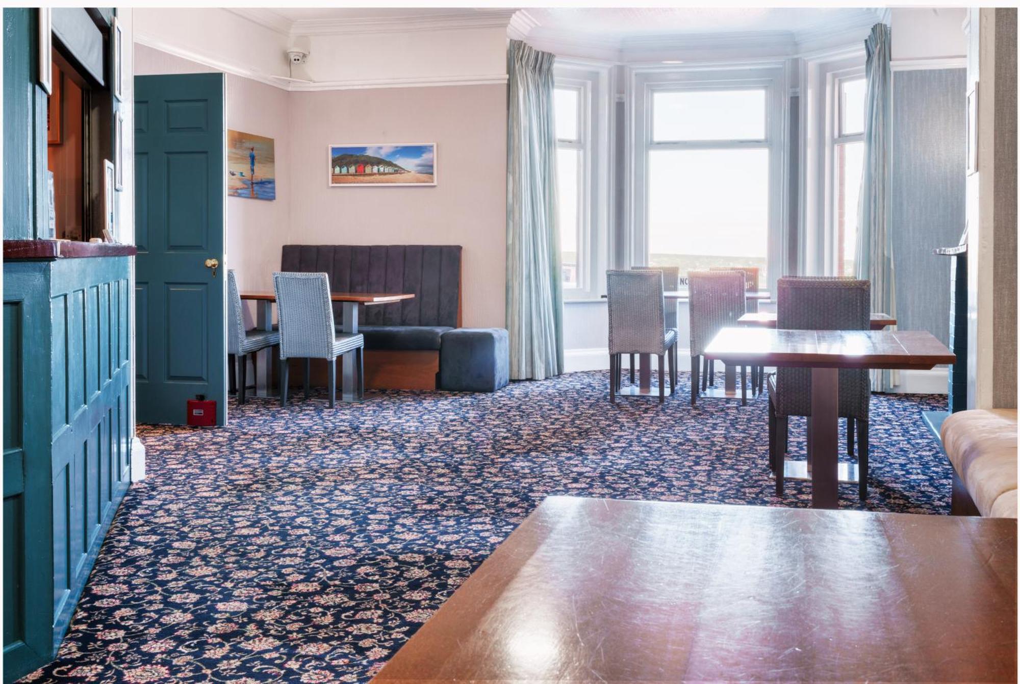 Sandcliff Guest House クロマー エクステリア 写真